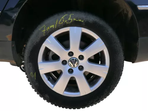 1x Golf 5 Eos Passat Original Alufelge Alu 3C0071496 6,5J x16H2 ET42 BBS  3 (186488)