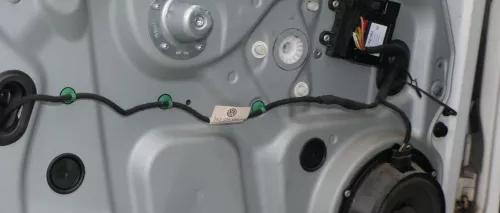 VW Caddy 2K Kabelbaum in der Tür Türkabelbaum ZV vorne links 2K0971120AC