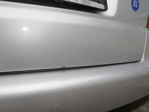VW Touran 1T Heckklappe Kofferraumklappe hinten silber LA7W mit Scheibe (186550)