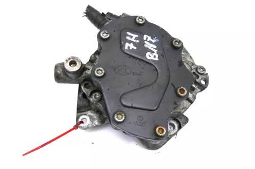 VW T5 Touareg Unterdruckpumpe Vakuumpumpe 2.5 TDI BNZ 070145209F / J
