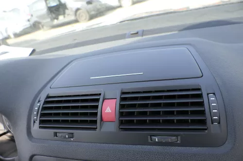 Skoda Octavia 1Z Mittelkonsole Verkleidung Lüftungsdüse Klappe Abdeckung mitte (125299)