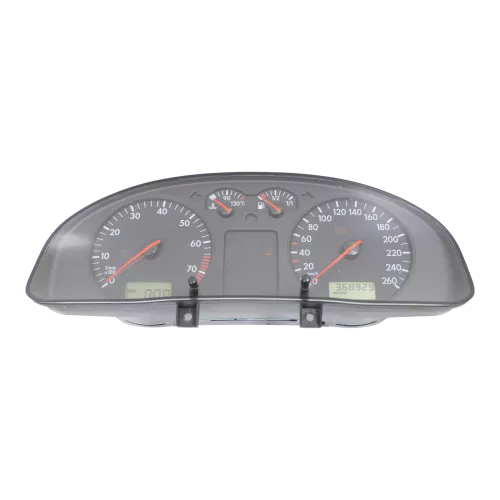 VW Passat 3B Tacho Tachometer Kombiinstrument 369.000km 3B1919880 Benziner (149914)
