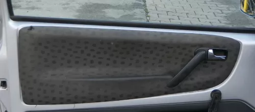 1x VW Lupo Arosa Türverkleidung Verkleidung Tür vorne links oben schwarz
