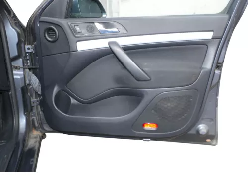 1x Octavia 1Z Türverkleidung Verkleidung Tür vorne rechts schwarz onyx (186602)