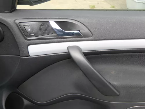 1x Octavia 1Z Türverkleidung Verkleidung Tür vorne rechts schwarz onyx (186602)