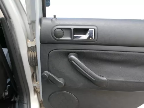 1x VW Golf 4 1J Limousine Türverkleidung Verkleidung Tür hinten rechts schwarz (186646)