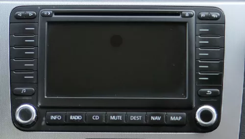 VW Passat 3C Golf Navi Navigationssystem 1K0035198B RNS MFD DVD  mit Code