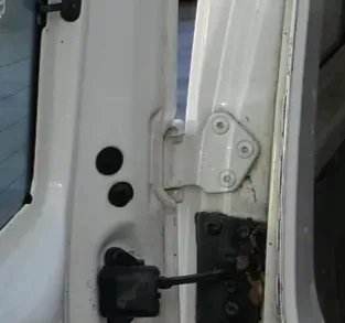 1x VW T% Scharniere für Tür für Flügeltür links hinten oben weiß