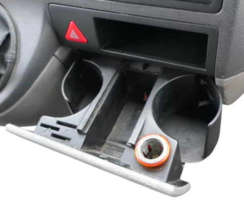 VW T5 Becherhalter Dosenhalter Getränkehalter Aschenbecher 7H5858192 7H5 858 192