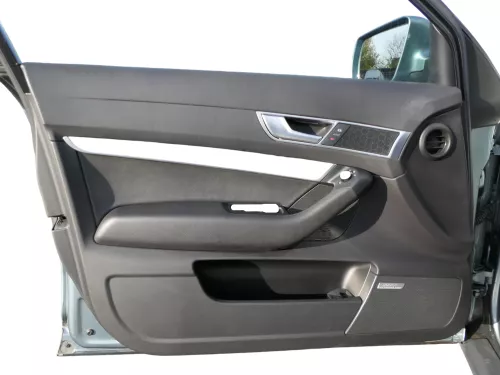 1x A6 4F Türverkleidung Verkleidung Tür vorne links schwarz Leder - Bose