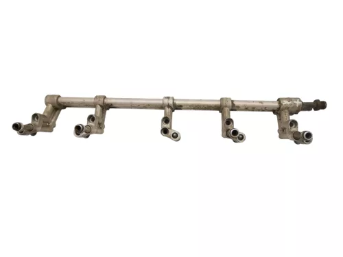 VW T5 Kraftstoffverteiler 070133317C 2,5 TDI AXD AXE Motor -ohne Düsen -Verteile