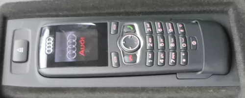 AUDI Peiker Autotelefon Audi A4 A5 A6 A8 Q5 Q7 Telefon 4F0910393A