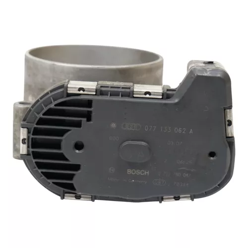 Audi A6 4F Drosselklappe Drosselklappenstutzen 077133062A 4,2 FSI BVJ ## (187173)