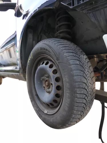 4x VW Golf 6 Plus 5M 195/65 R15 91T Winterreifen M+S Felgen Reifen M&S  ca.5-6mm (187229)