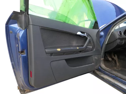 1x Audi A3 8P Türverkleidung Verkleidung Tür vorne links schwarz 2/3-Türer (187255)