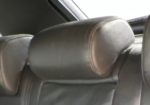 Audi A3 8P Kopfstütze hinten in der Mitte Sportback 4/5-Türer - schwarz Leder