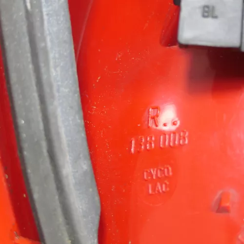 Audi A6 4A Limousine Rücklicht hinten rechts außen Heckleuchte 4A5945218B (155810)