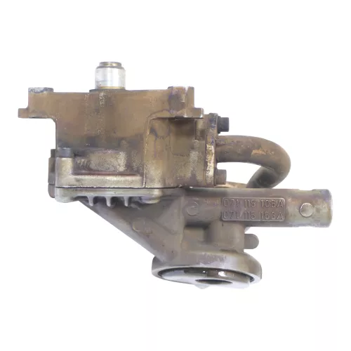 VW Golf 4 2,3 AGZ Ölpumpe Pumpe Öl 071115105C (186956)