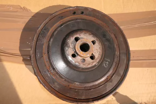 VW T4 2,5 TDI Diesel Keilriemenscheibe mi Schwingungsdämpfer 074105251AC ACV AJT (111952)