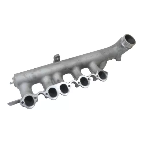 Volvo S70 V70 2,5 TDI Ansaugbrücke Ansaugrohr Saugstutzen 074129713Q (187435)