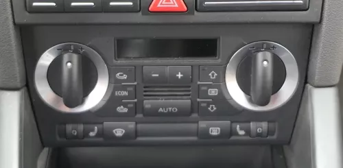 Audi A3 8P Steuergerät Klimaanlage Klimabedienteil 8P0820043AH Climatronic