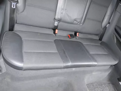 Audi A3 8P Sitz Rückbank Rücksitzbank hinten 2/3-Türer 3-Punkt-Gurt Leder S-line (187479)