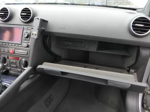 Audi A3 8P Handschuhfach schwarz Handschuhfachdeckel Deckel Klappe Sportback (187538)