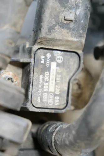 A4 8E A6 4F Ansaugbrücke Saugrohr AUK BKH 3,2 FSI Benzin 06E133210K (187583)