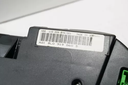 Audi A3 8L Tacho Tachometer Kombiinstrument 8L0919860D 323.000km TDI Diesel (200425)