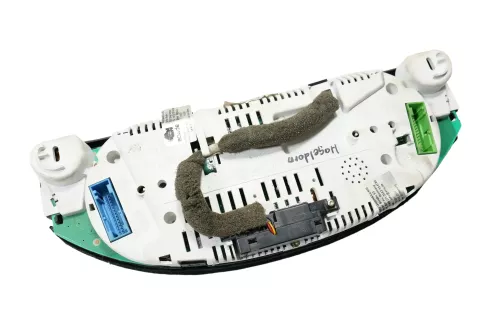 Audi A6 4B Tacho Tachometer Kombiinstrument 191.800km 4B0920900K Benziner (200455)