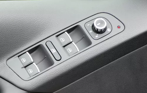 VW Tiguan 5N ektrischer Fensterheber Schalter vorne links Spiegelschalter (165940)