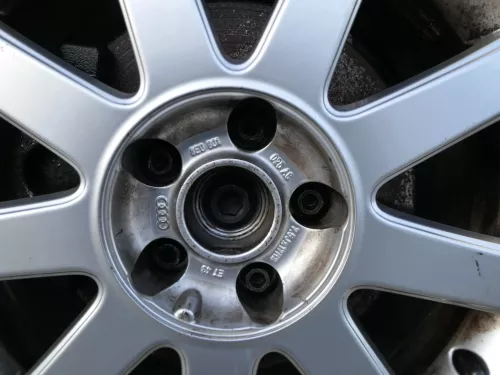 1x Audi A4 8E B6 B7 A6 4F Alufelge 8E0601025AC 7,5j x17H2 ET43 nur Felge   4 (200534)