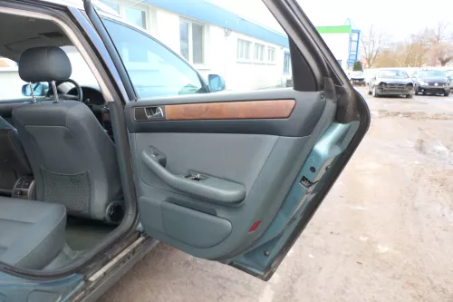 A6 4B C5 Verkleidung Klappe Abdeckung Dekor Holz Optik Nußbaum Wurzel terra (165687)