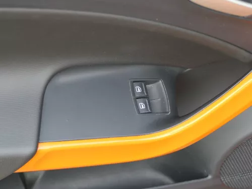 1x Ibiza 6J Türverkleidung Verkleidung Tür vorne links 2/3-Türer karbonschwarz (200661)