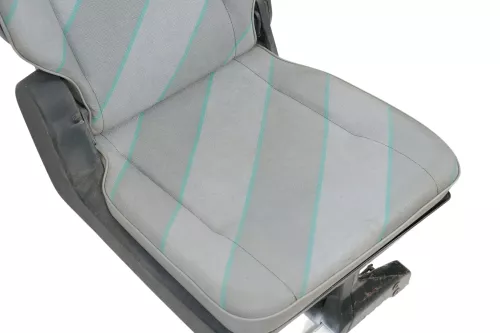VW T4 Sitz hinten rechts 1. Reihe Lehne klappbar (Multivan Caravelle) (200692)