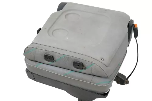 VW T4 Sitz hinten rechts 1. Reihe Lehne klappbar (Multivan Caravelle) (200692)