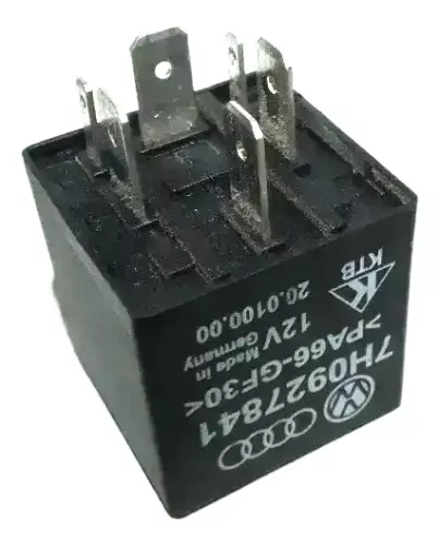 VW T5 Relais 480 - 7H0927841 Arbeitskontaktrelais Anhängerkupplung (200759)
