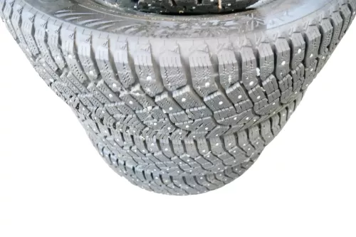 4 Continental Ice Contact 2 Reifen Spikes Nagelreifen 215/60 R16 99T DOT4117 7mm (200812)