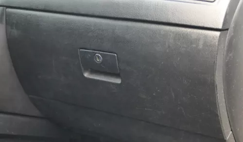 VW Golf 4 Bora Deckel für Handschuhfach Handschuhfachdeckel schwarz Kombi Kratze