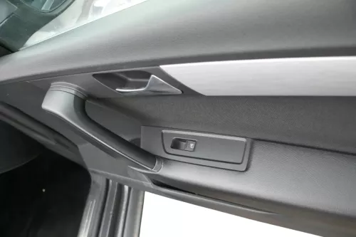 1x VW Passat 3C B7 Kombi Türverkleidung Verkleidung Tür vorne rechts schwarz (200849)