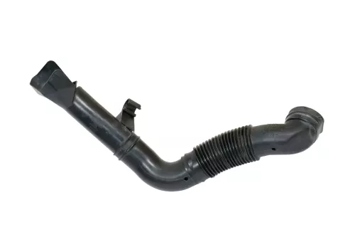 Audi 80 100 A6 Ansaugschlauch Rohr Luft Generator Lichtmaschine 8A0903655