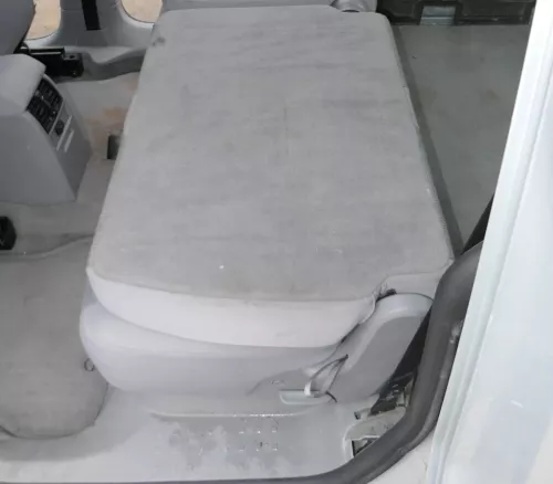 Caddy 3 2K Sitz Sitze Doppelsitzbank hinten rechts Rückbank 1.Sitzreihe (201015)