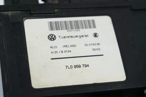 VW Touareg 7L Fensterhebermotor elektrischer Fensterheber vorne links 7L0959701H (200900)