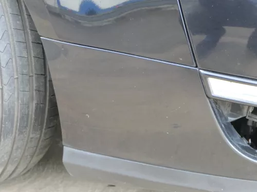 VW Passat 3C Kombi Stoßstange vorne Stoßfänger schwarz LC9Z +Grill (201088)