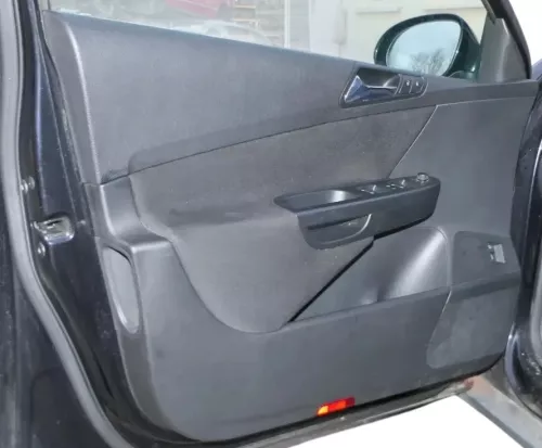VW Passat 3C Variant 1x Türverkleidung Verkleidung Tür vorne links schwarz (201101)