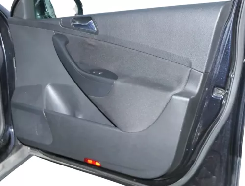 1x VW Passat 3C Variant Türverkleidung Verkleidung Tür vorne rechts schwarz