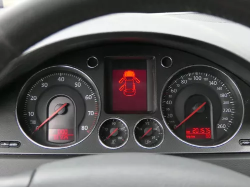 VW Passat 3C Tacho Tachometer 201.000km 3C0920870T Benzin BLF BVY (201105)