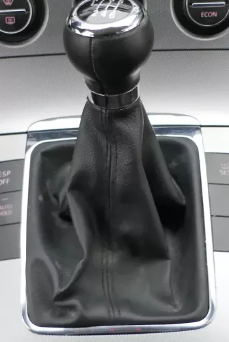 VW Passat 3C 6-Gang Schaltknauf Schaltsack Schaltung Schaltknüppel original (201108)