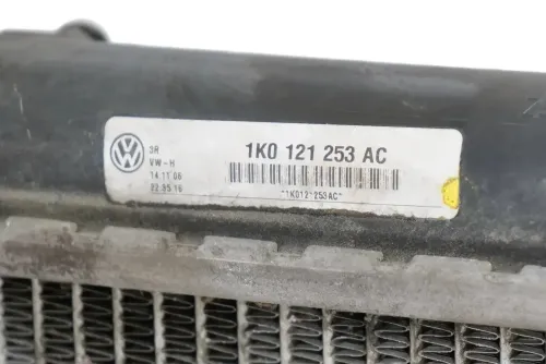 VW Touran Eos Golf 5 Kühler 1K0121253AN 2,0 FSI BLR,BLY,BLX, BVX,BVZ,BVY (201128)