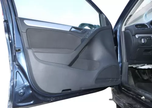 1x VW Golf 6 5K Türverkleidung Verkleidung Tür vorne links 4/5-Türer schwarz (201168)